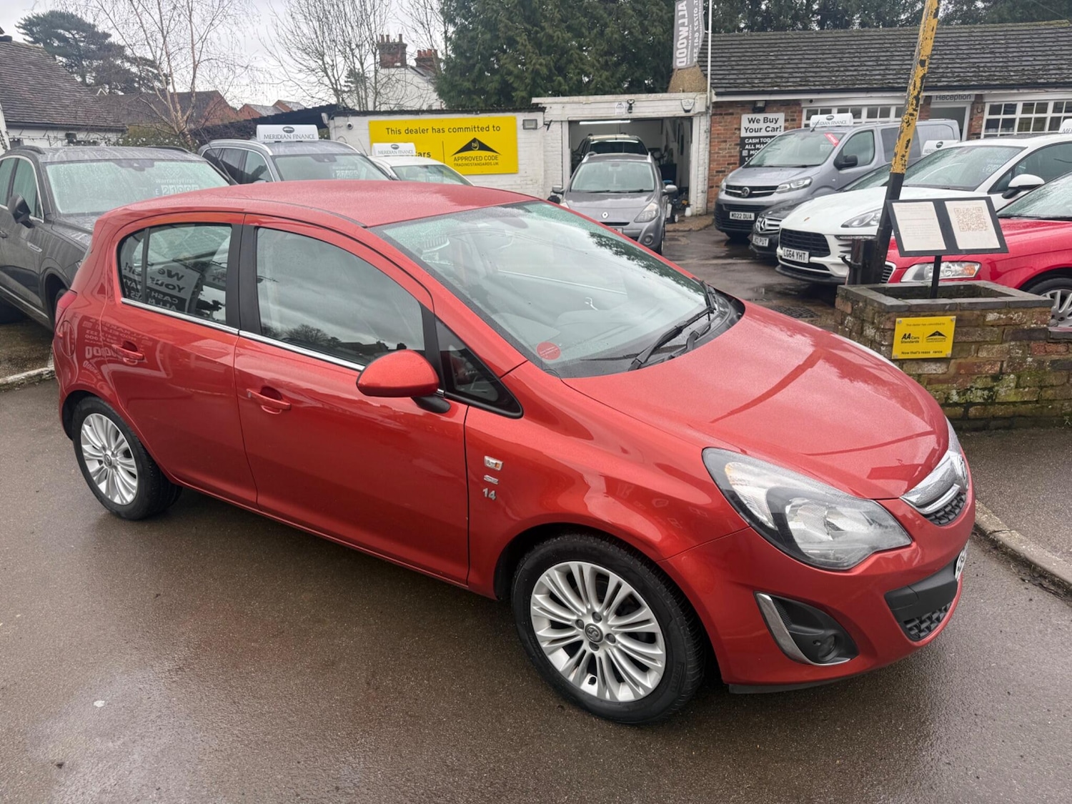 Used Vauxhall Corsa 2013 for sale - 77692040: Photo 2