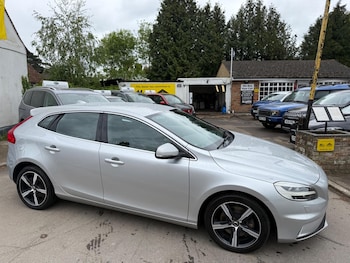 Used Volvo V40 2016 for sale - 78554299: Photo