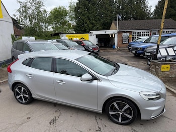 Used Volvo V40 2016 for sale - 78554299: Photo