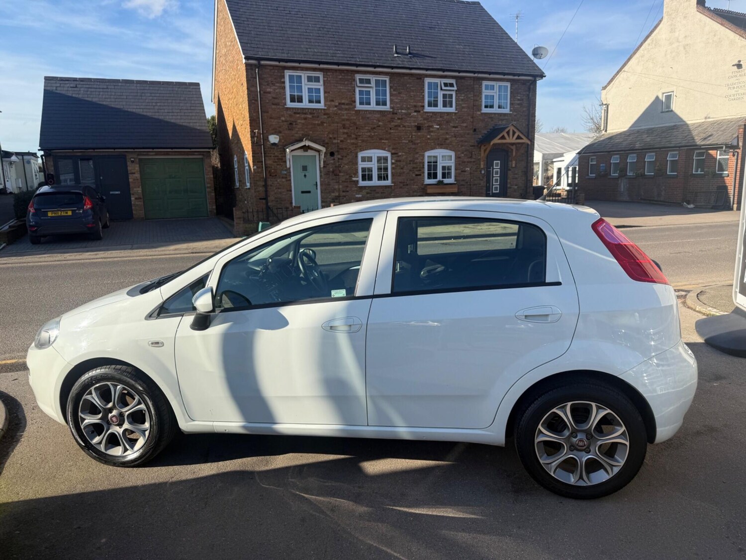 Used Fiat Punto 2017 for sale - 77654078: Photo 13