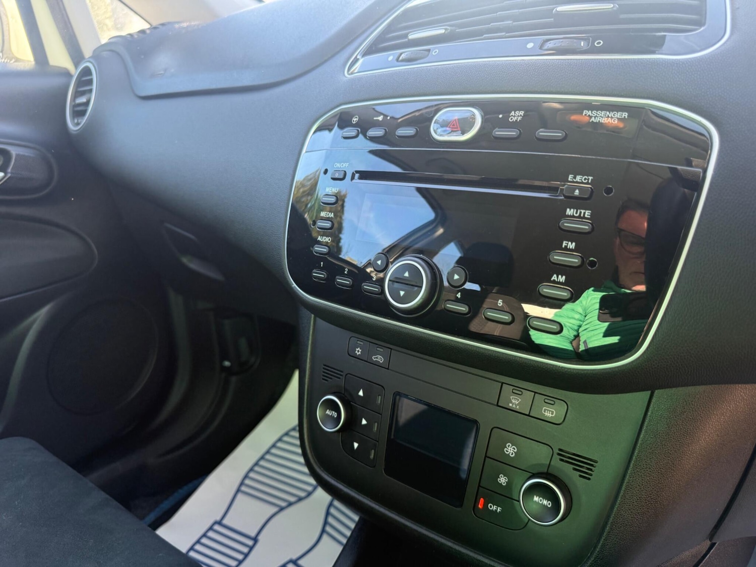 Used Fiat Punto 2017 for sale - 77654078: Photo 22