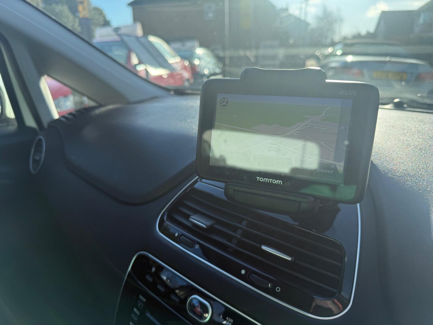 Used Fiat Punto 2017 for sale - 77654078: Photo 32