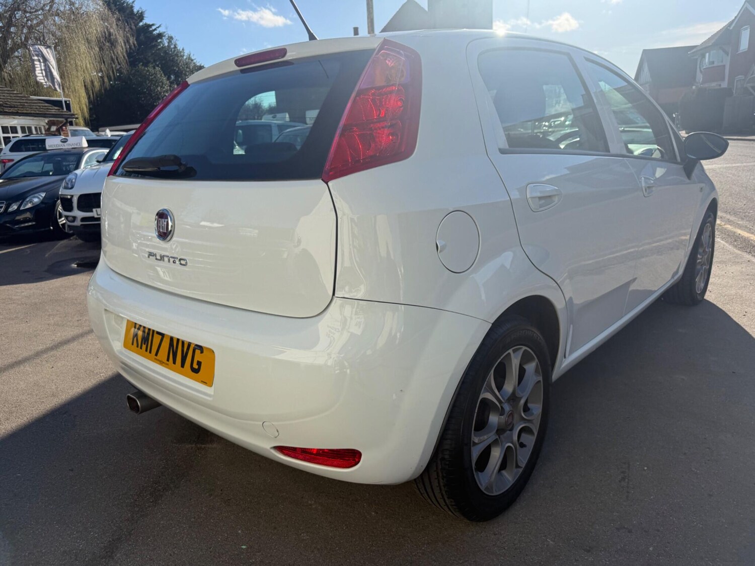 Used Fiat Punto 2017 for sale - 77654078: Photo 9