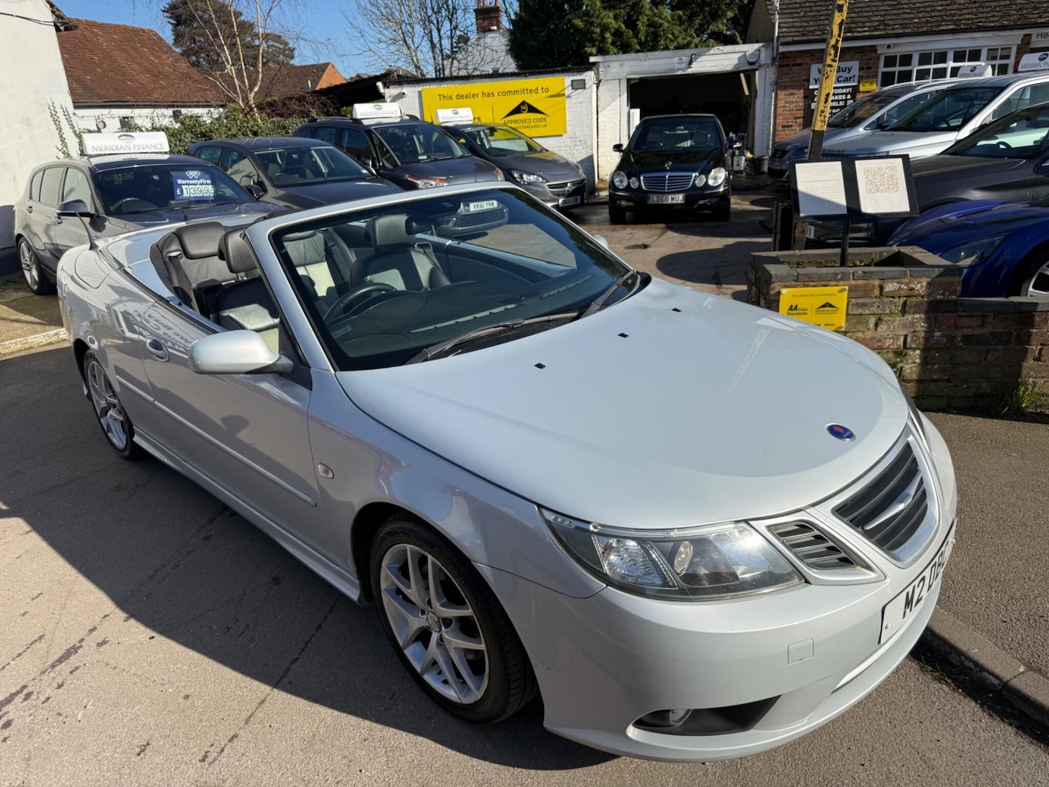 Used Saab 9-3 for sale - 77951705: Photo 2