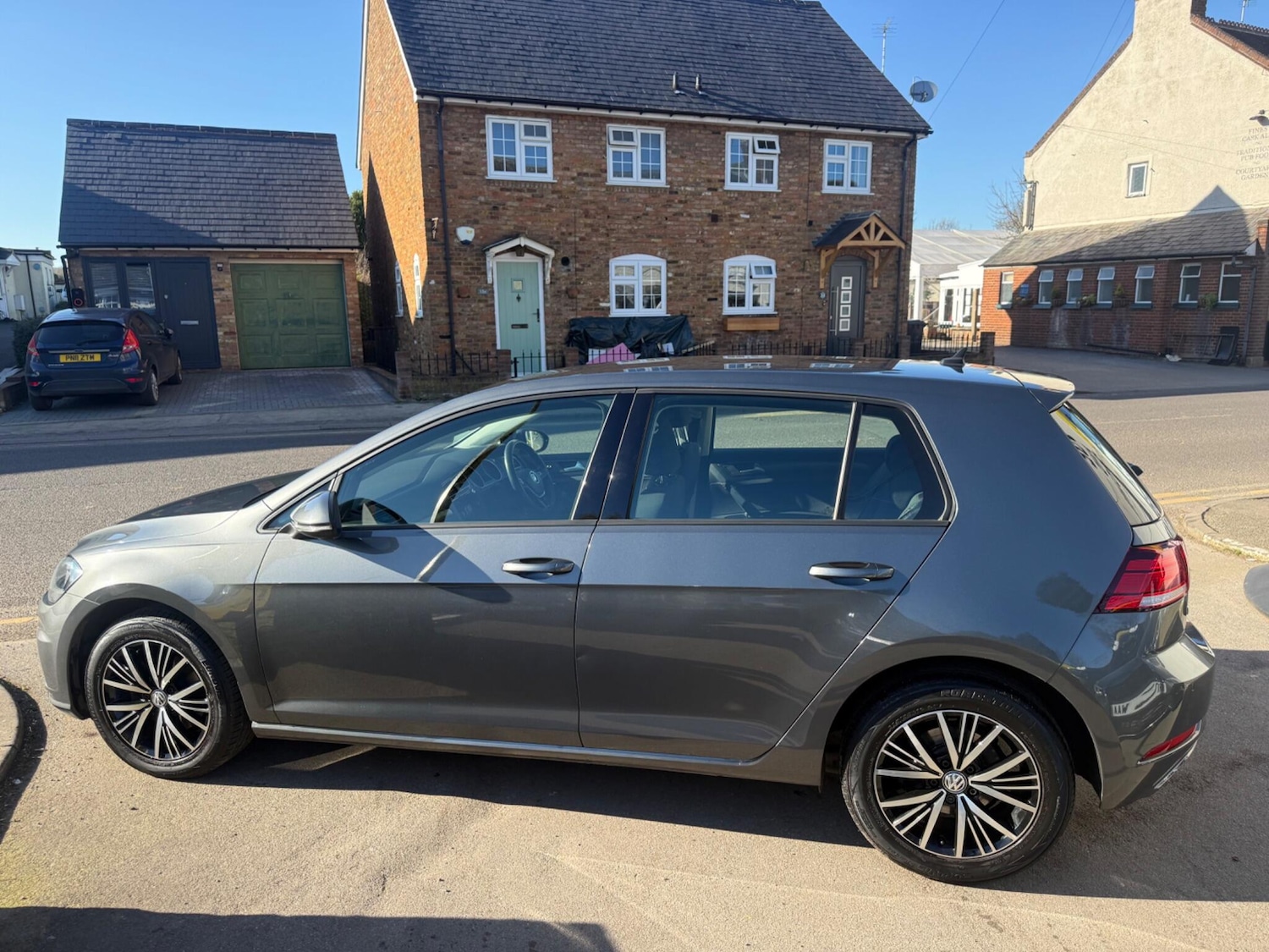 Used Volkswagen Golf 2018 for sale - 77935482: Photo 11