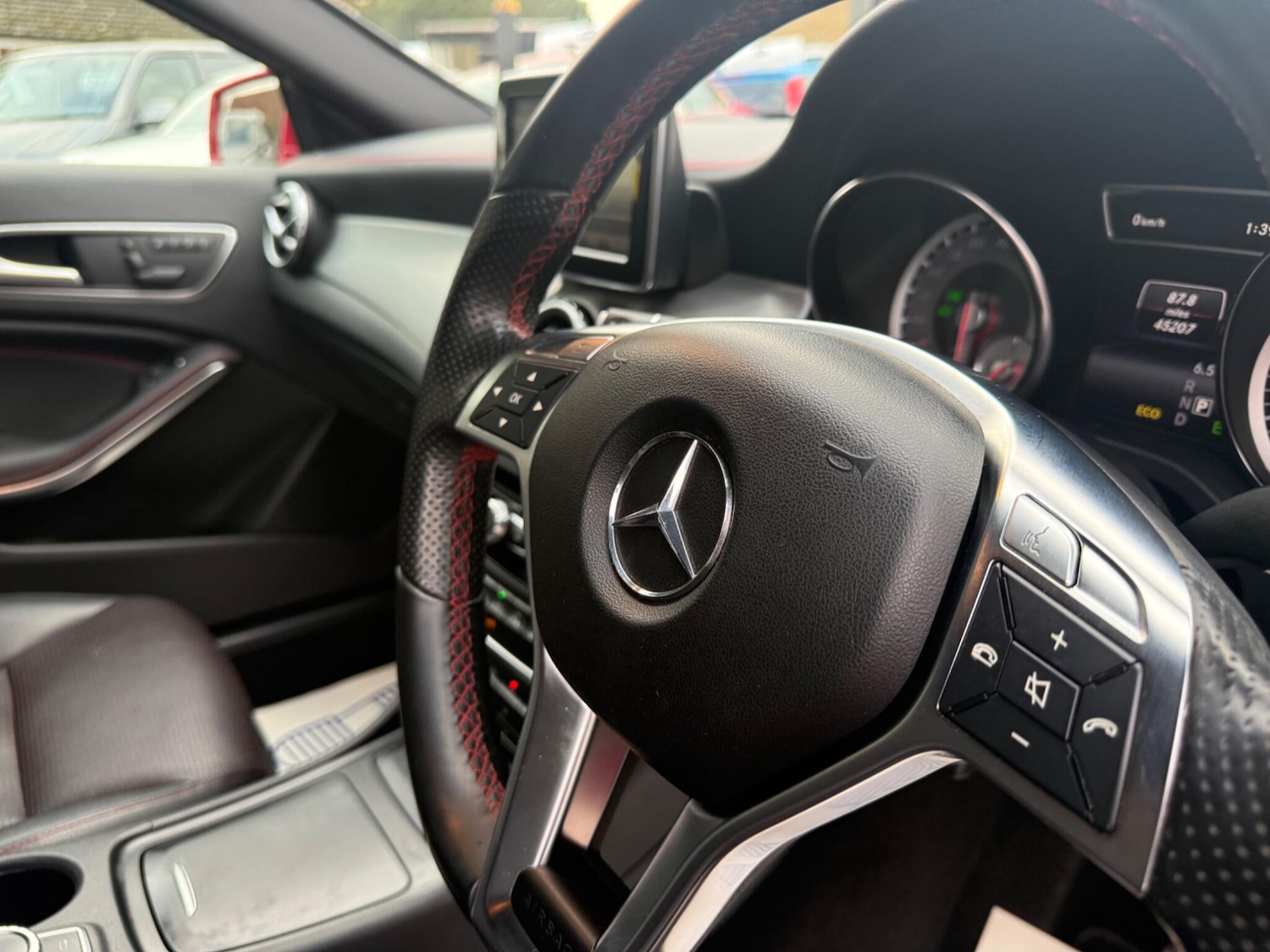 Used Mercedes-Benz GLA 2014 for sale - 77368824: Photo 30