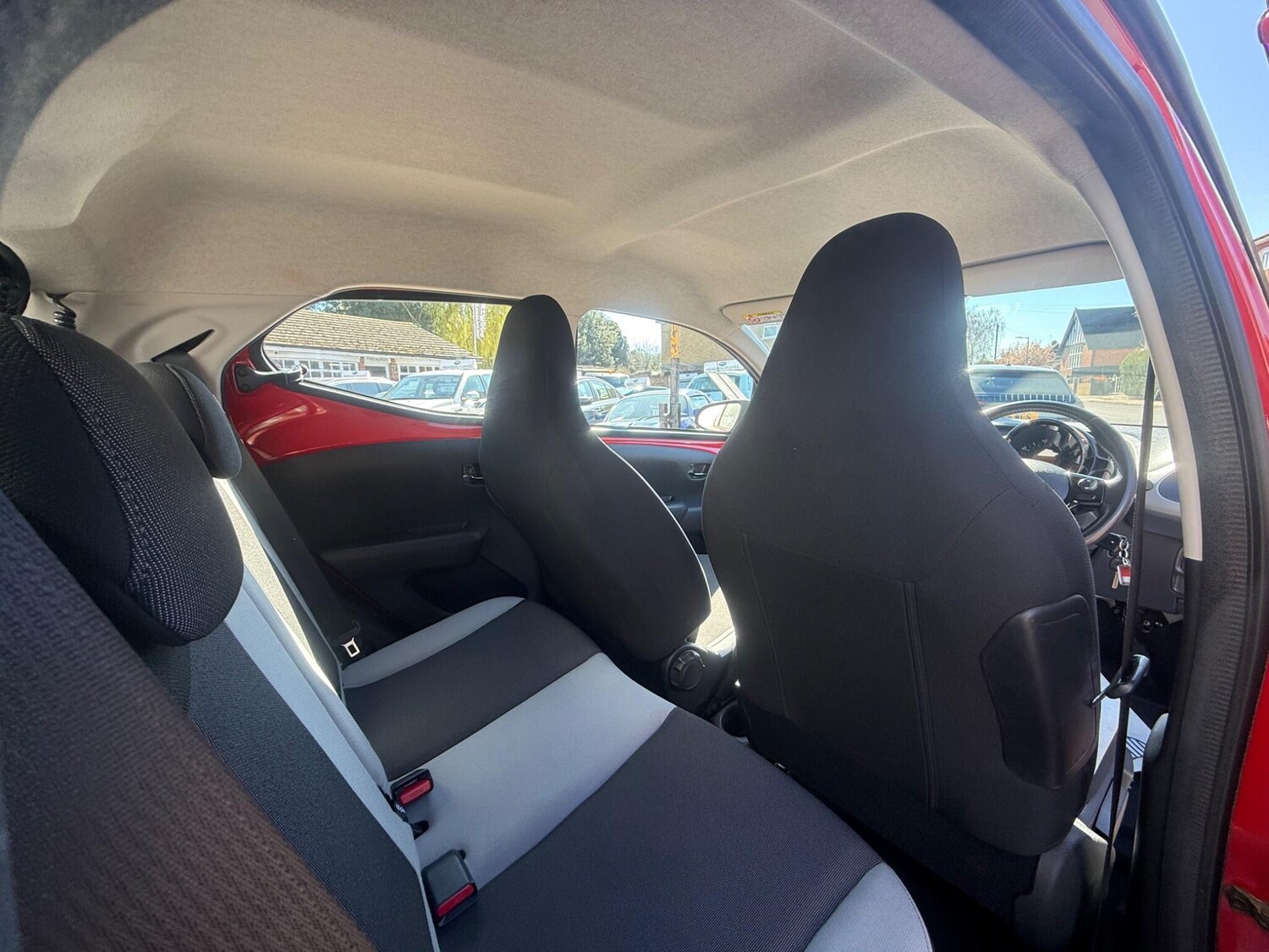 Used Toyota AYGO 2017 for sale - 77935481: Photo 31