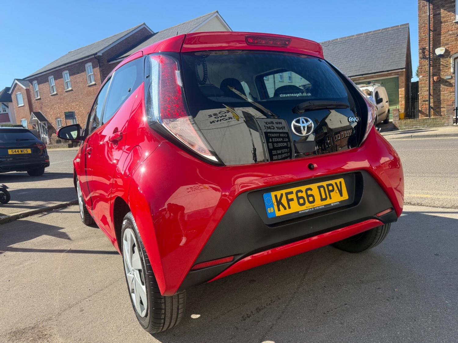 Used Toyota AYGO 2017 for sale - 77935481: Photo 9