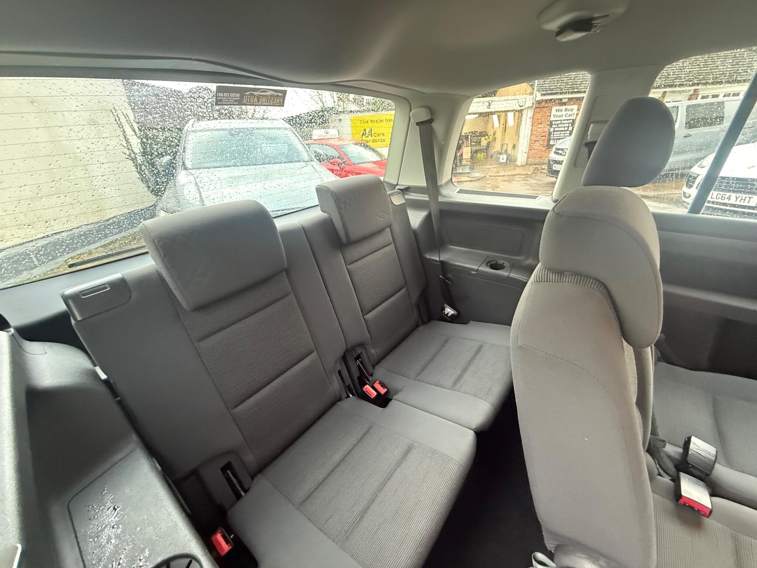 Used Volkswagen Touran 2009 for sale - 77346287: Photo 26