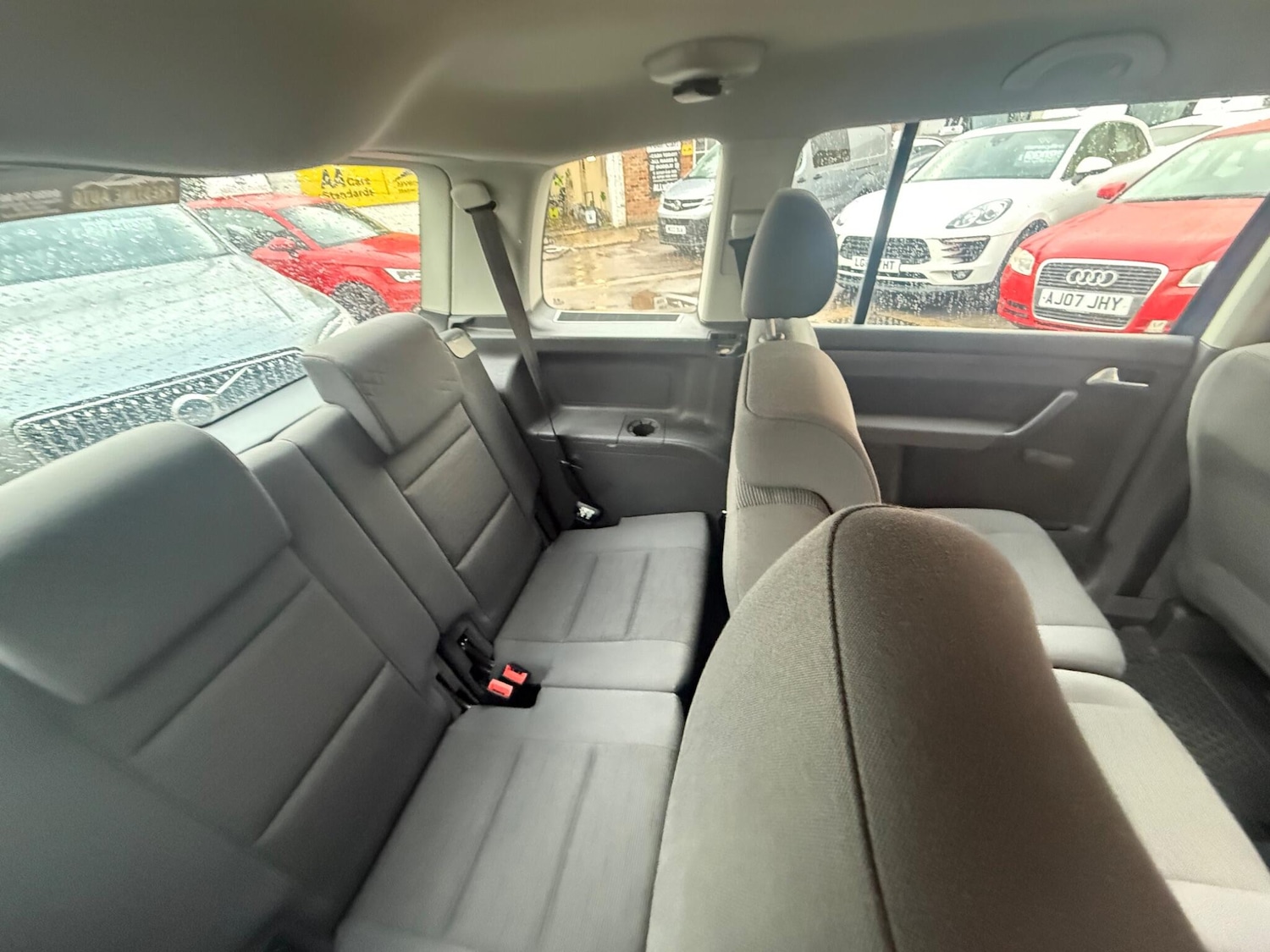 Used Volkswagen Touran 2009 for sale - 77346287: Photo 28