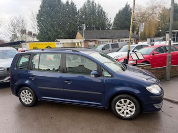 Used Volkswagen Touran 2009 for sale - 77346287: Photo