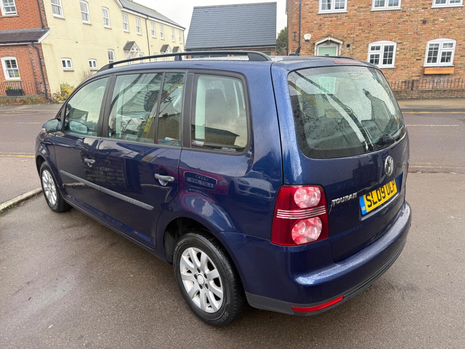 Used Volkswagen Touran 2009 for sale - 77346287: Photo 8