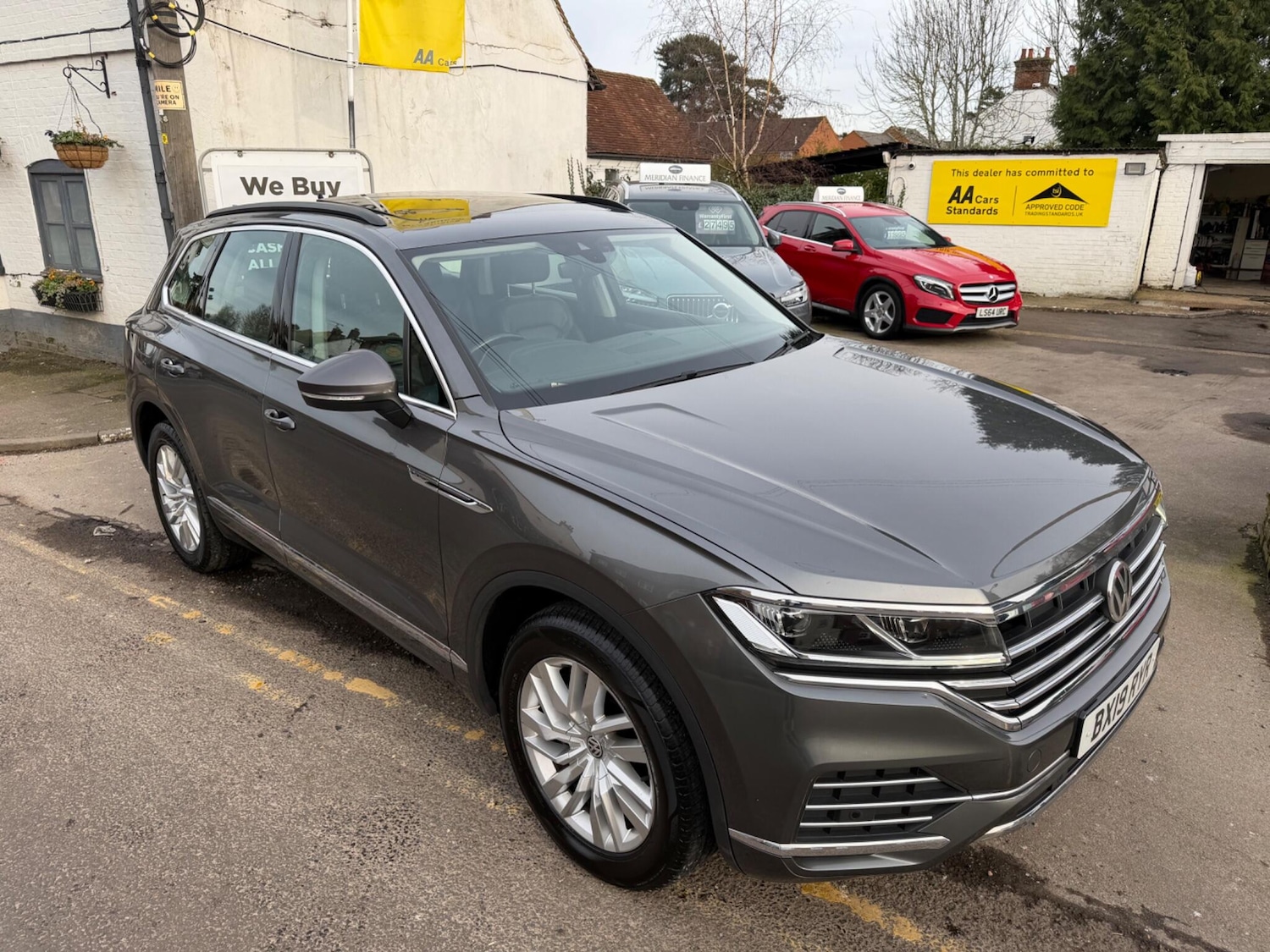 Used Volkswagen Touareg 2019 for sale - 77582500: Photo 3