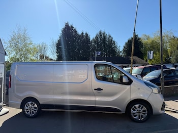 Used Nissan NV300 2021 for sale - 78367460: Photo
