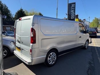 Used Nissan NV300 2021 for sale - 78367460: Photo