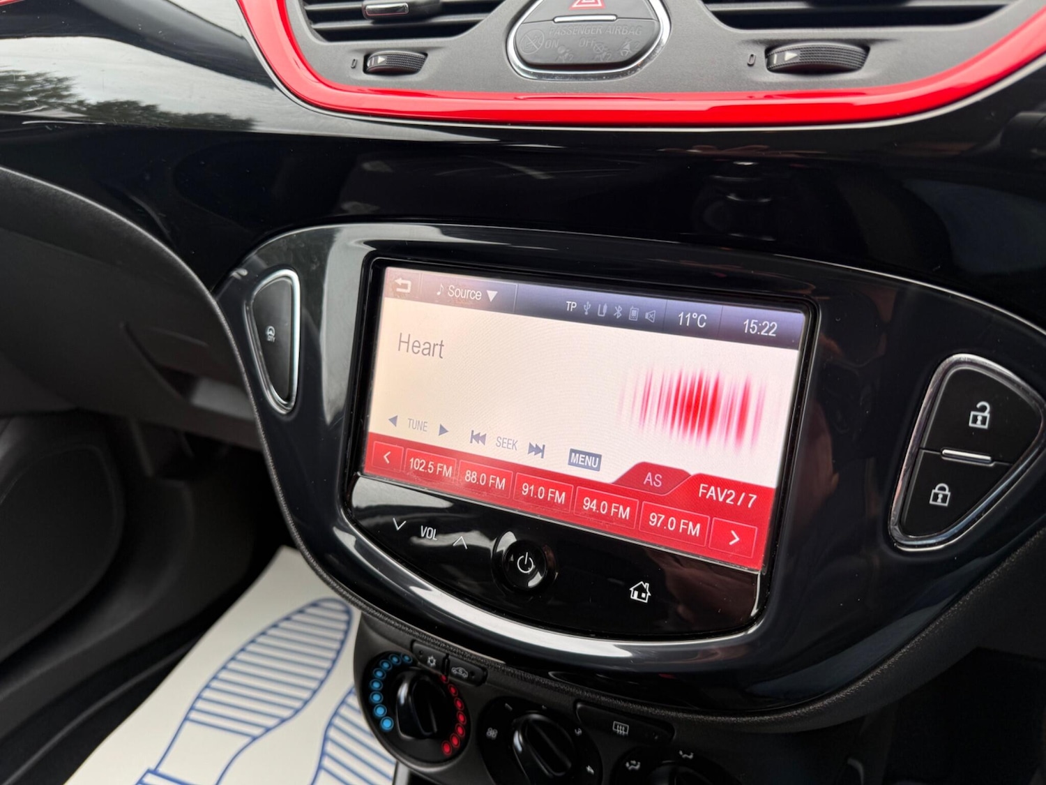 Used Vauxhall Corsa 2015 for sale - 77849141: Photo 27