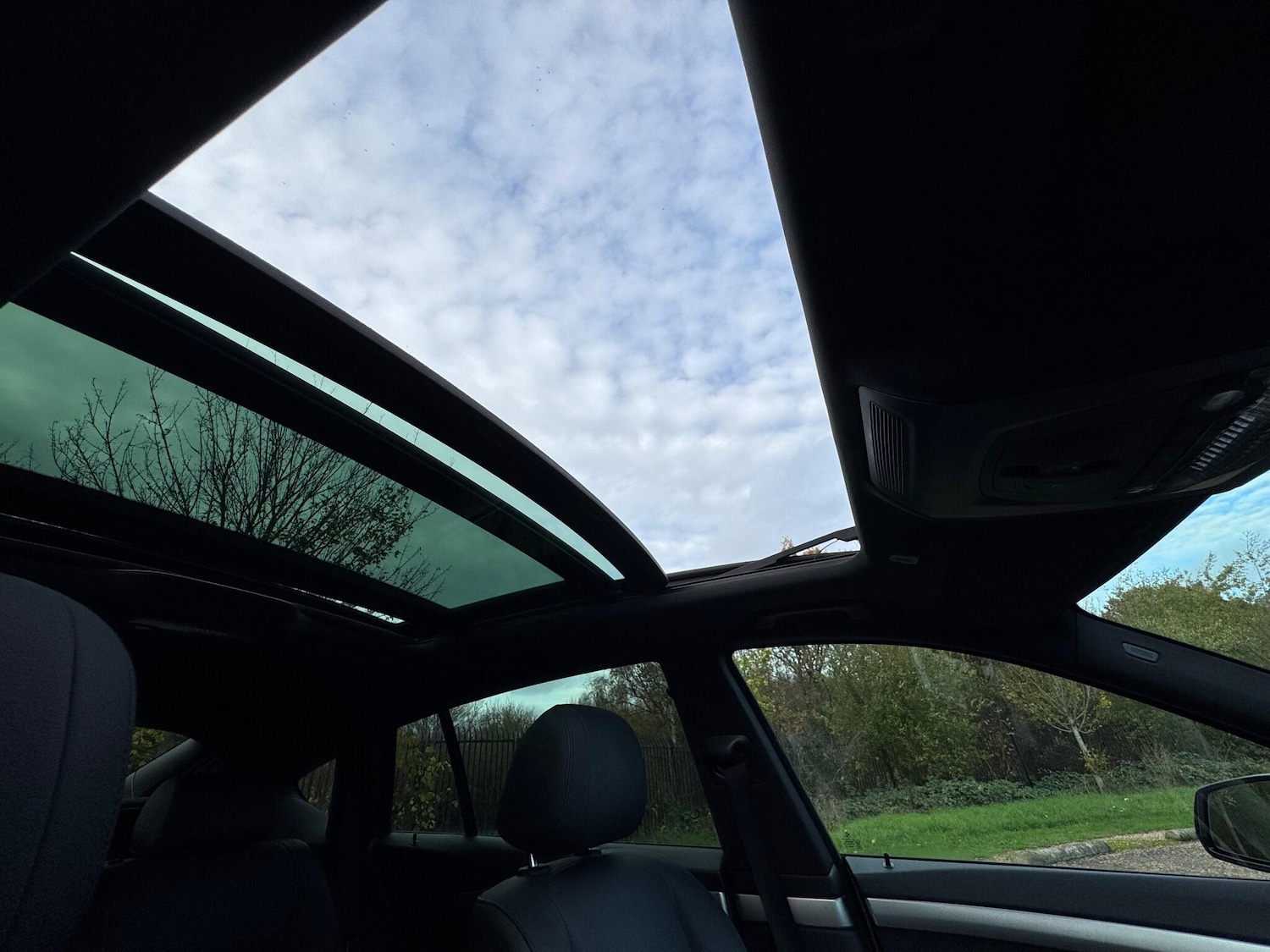 Used BMW 5 Series 2016 for sale - 77346272: Photo 35