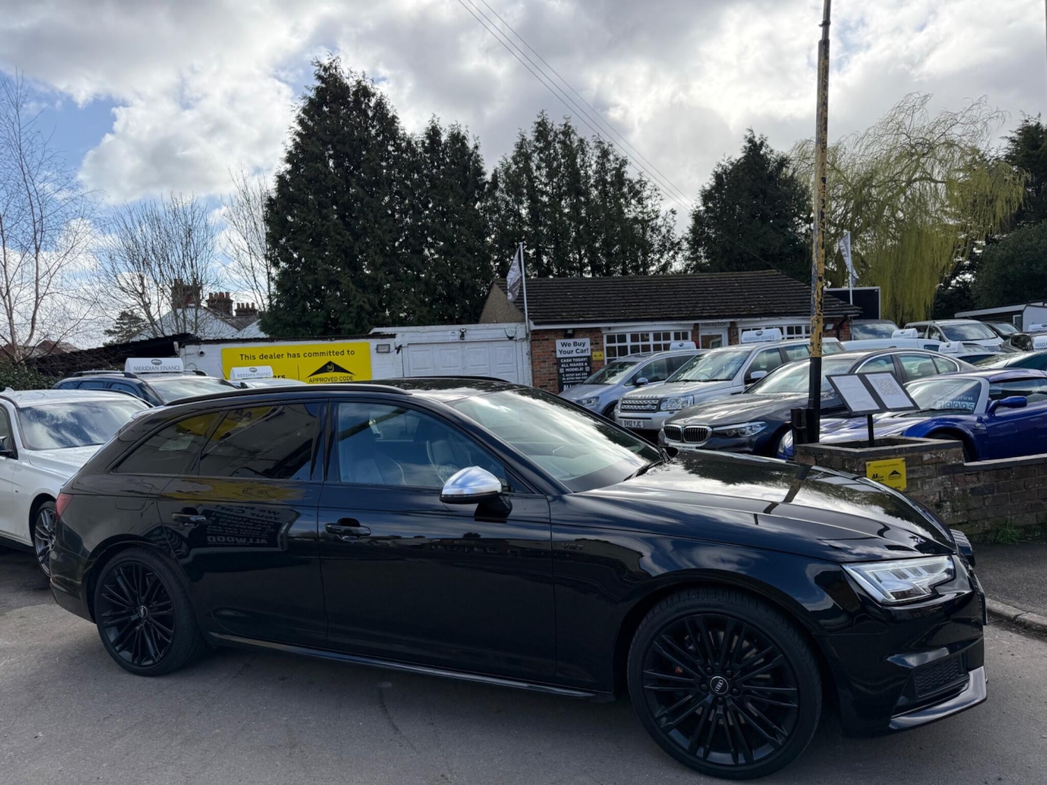 Used Audi A4 2017 for sale - 77830553: Photo 4