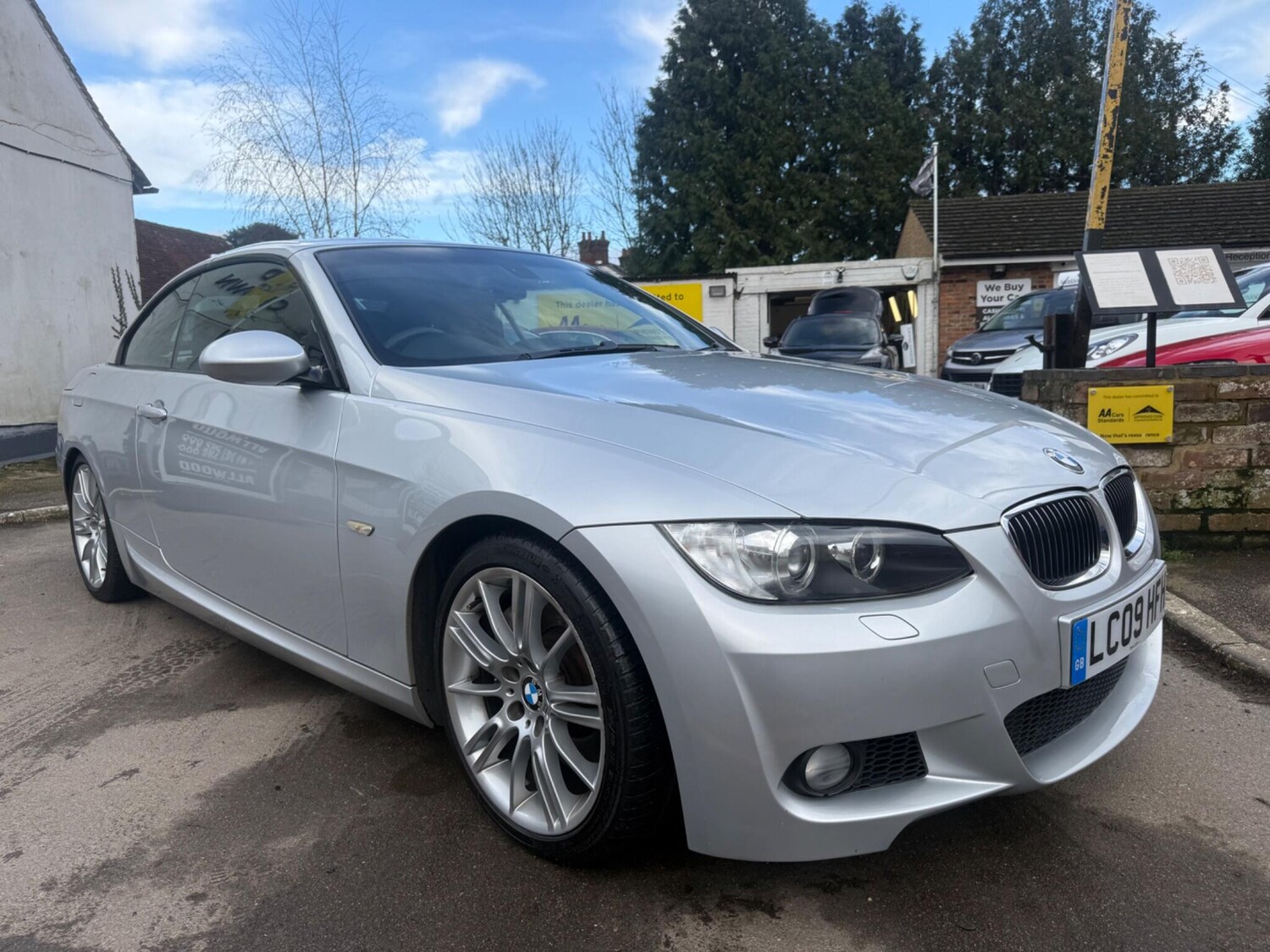 Used BMW 3 Series 2009 for sale - 77570924: Photo 19