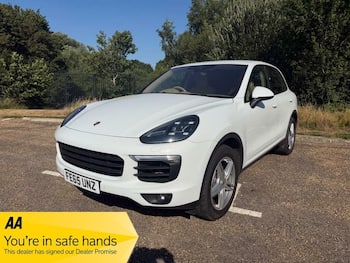Used Porsche Cayenne 2015 for sale - 79853848: Photo