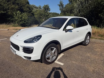 Used Porsche Cayenne 2015 for sale - 79853848: Photo