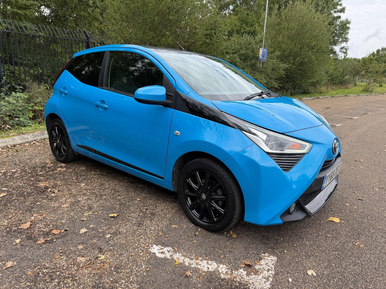 Used Toyota AYGO 2018 for sale - 77346301: Photo 2
