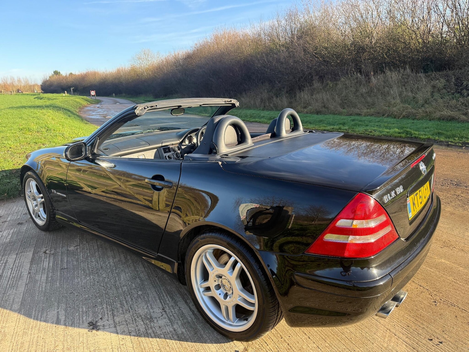Used Mercedes-Benz SLK 2001 for sale - 77346278: Photo 9