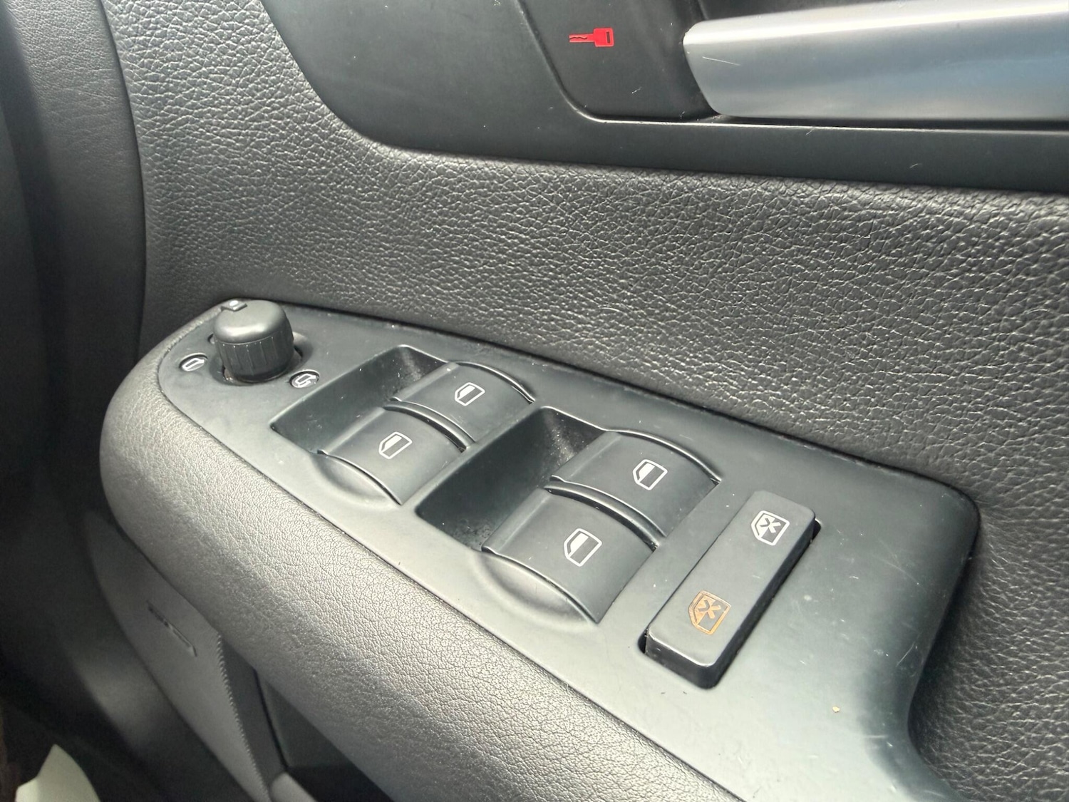 Used Audi A4 2007 for sale - 77346273: Photo 34