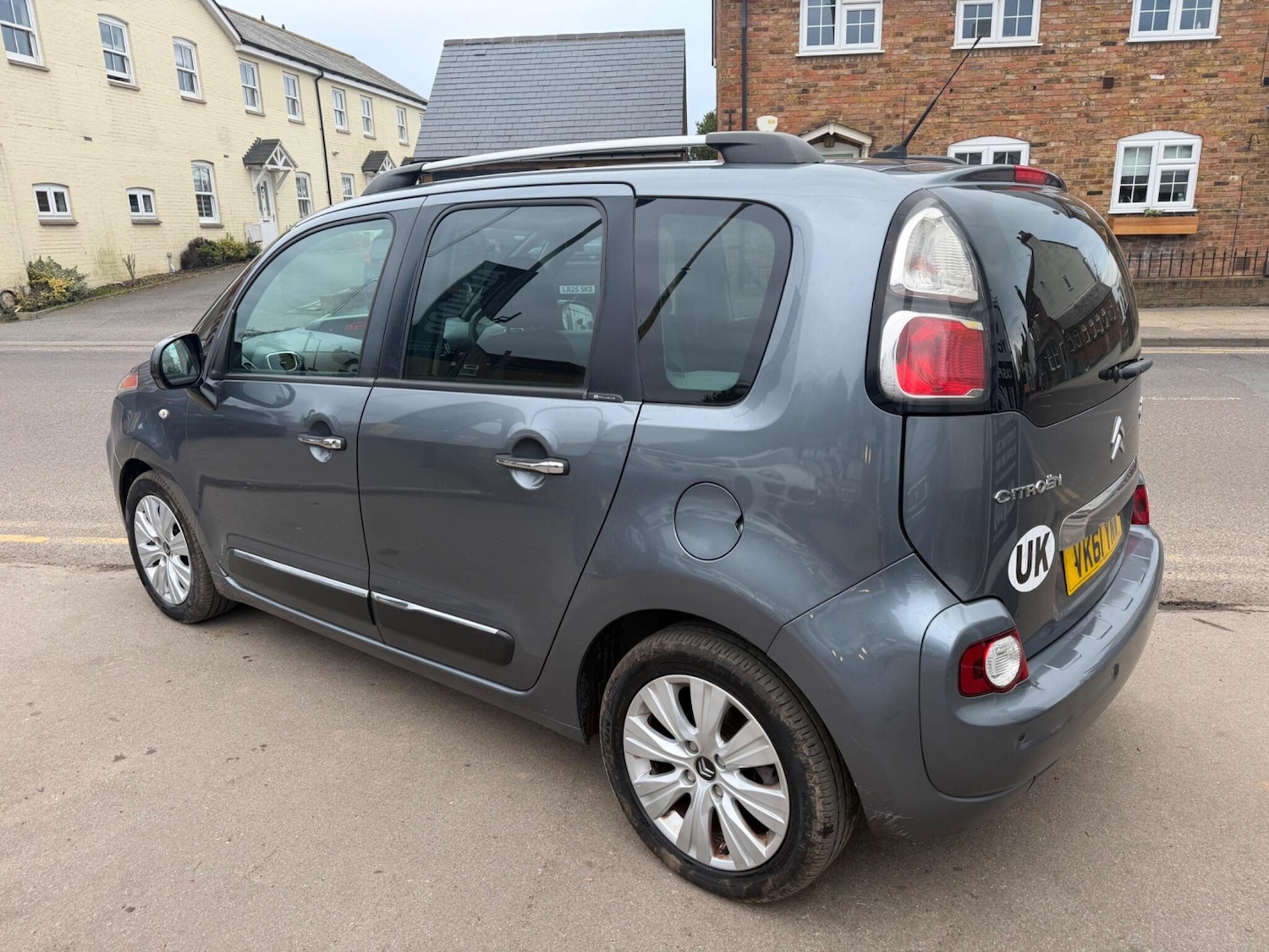 Used Citroen C3 Picasso 2011 for sale - 77759520: Photo 12