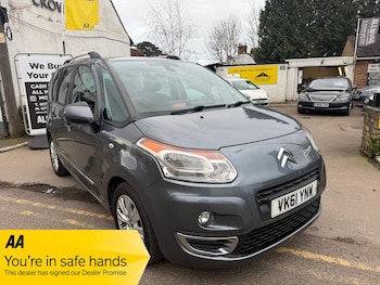 Used Citroen C3 Picasso 2011 for sale - 77759520: Photo