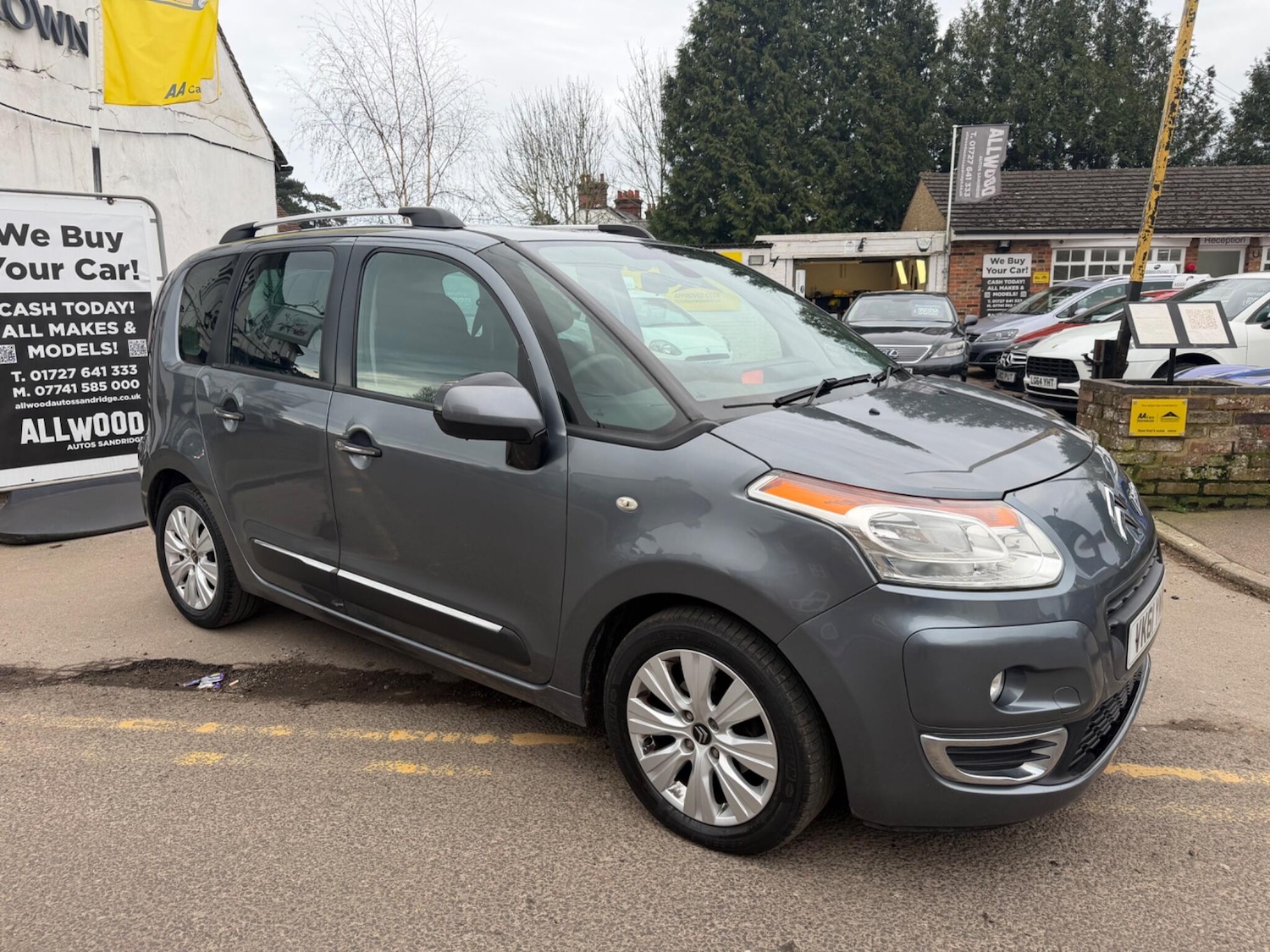 Used Citroen C3 Picasso 2011 for sale - 77759520: Photo 4