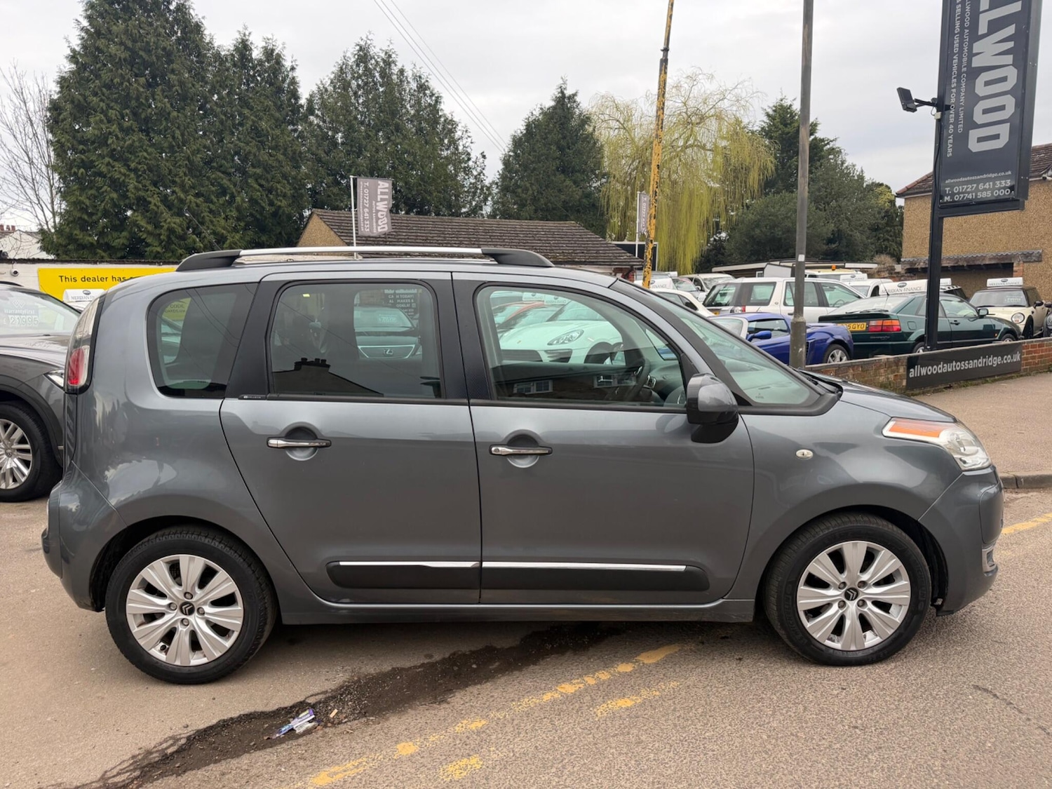 Used Citroen C3 Picasso 2011 for sale - 77759520: Photo 5