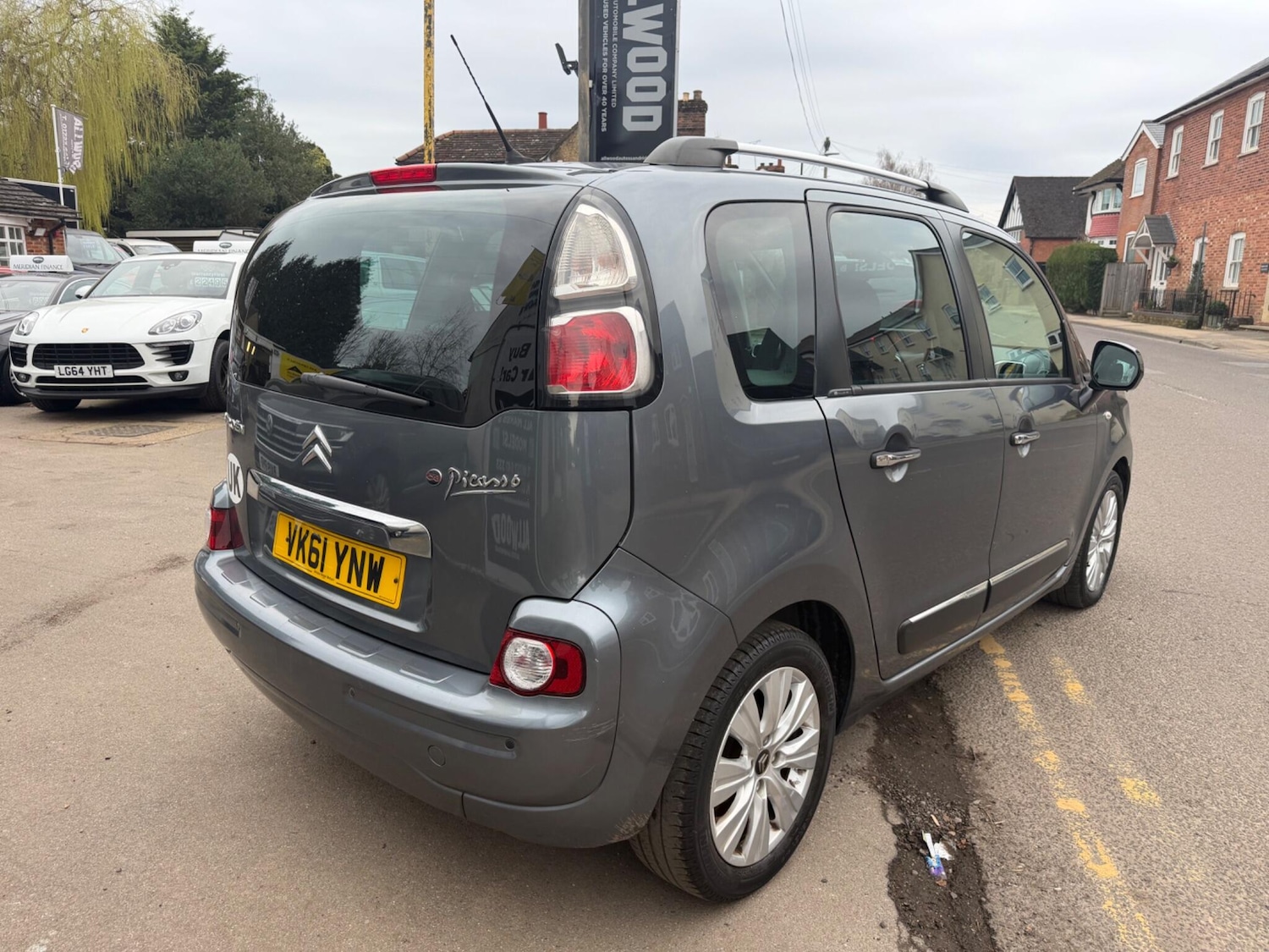 Used Citroen C3 Picasso 2011 for sale - 77759520: Photo 8