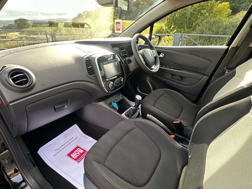 Used Renault Captur 2018 for sale - 76569779: Photo 14