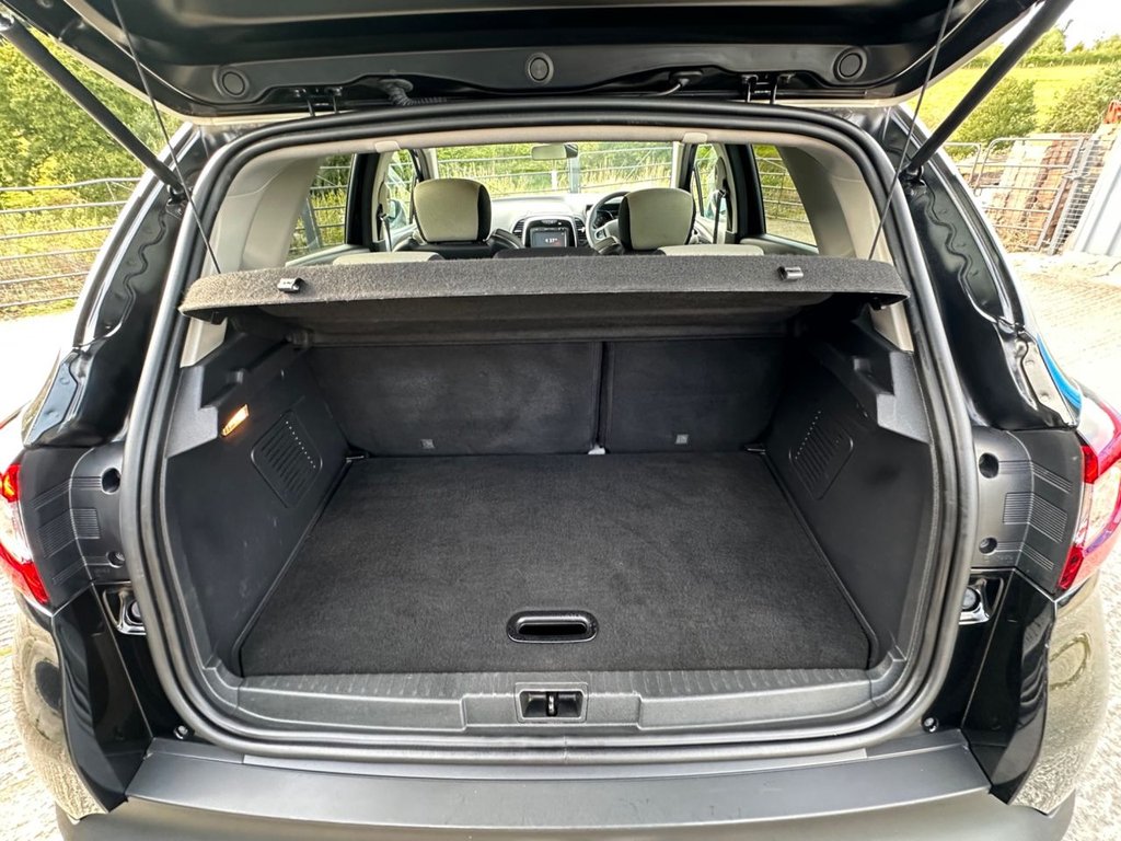 Used Renault Captur 2018 for sale - 76569779: Photo 33