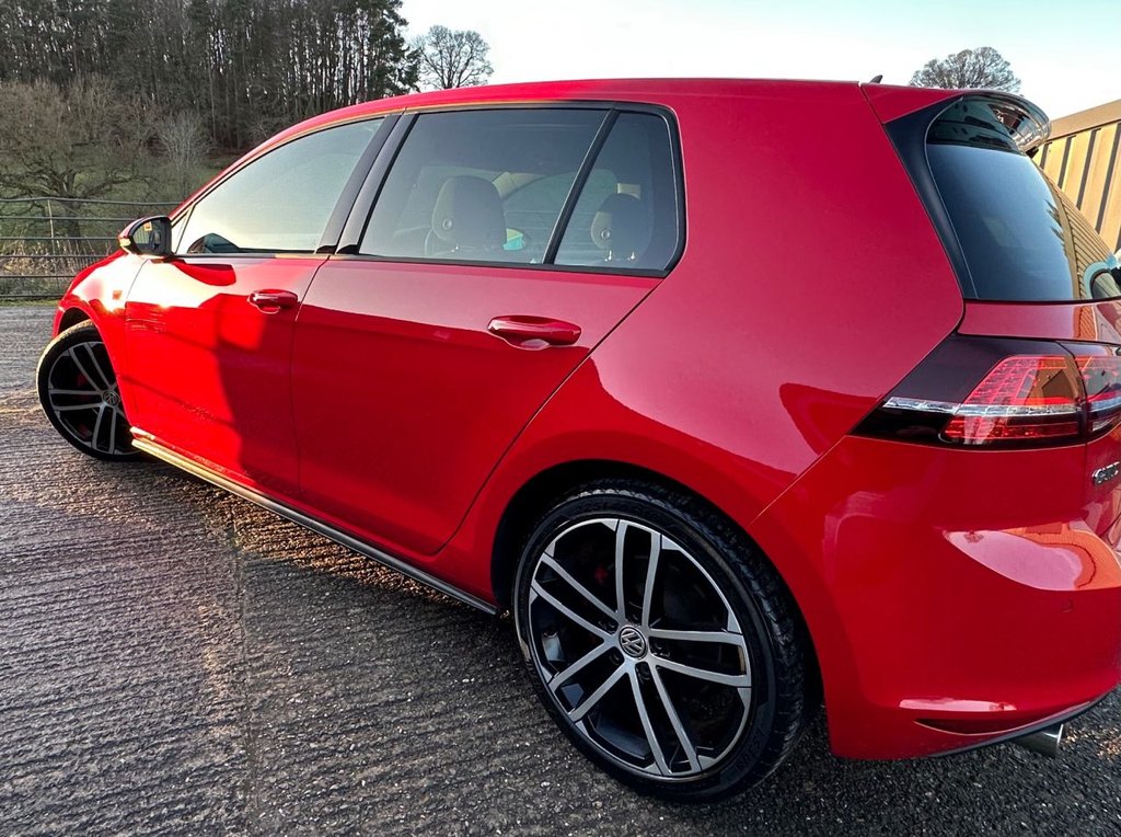 Used Volkswagen Golf 2015 for sale - 76937437: Photo 12