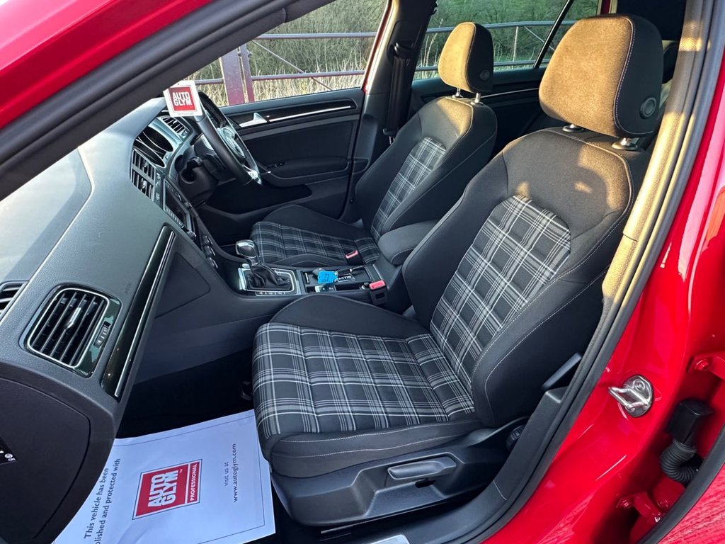 Used Volkswagen Golf 2015 for sale - 76937437: Photo 15