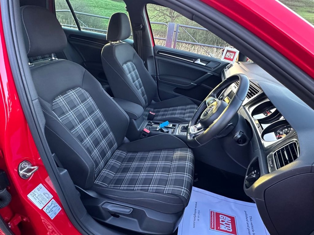 Used Volkswagen Golf 2015 for sale - 76937437: Photo 20