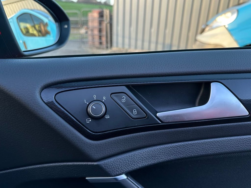 Used Volkswagen Golf 2015 for sale - 76937437: Photo 33