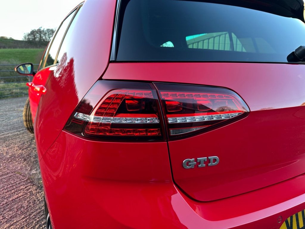 Used Volkswagen Golf 2015 for sale - 76937437: Photo 37