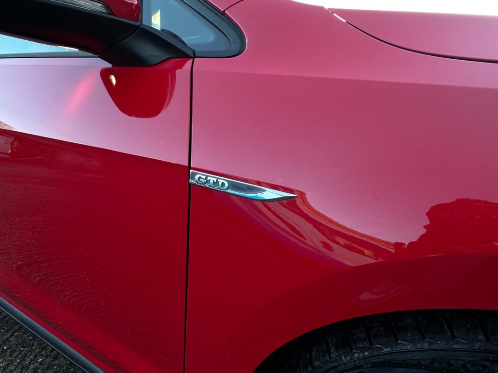 Used Volkswagen Golf 2015 for sale - 76937437: Photo 42