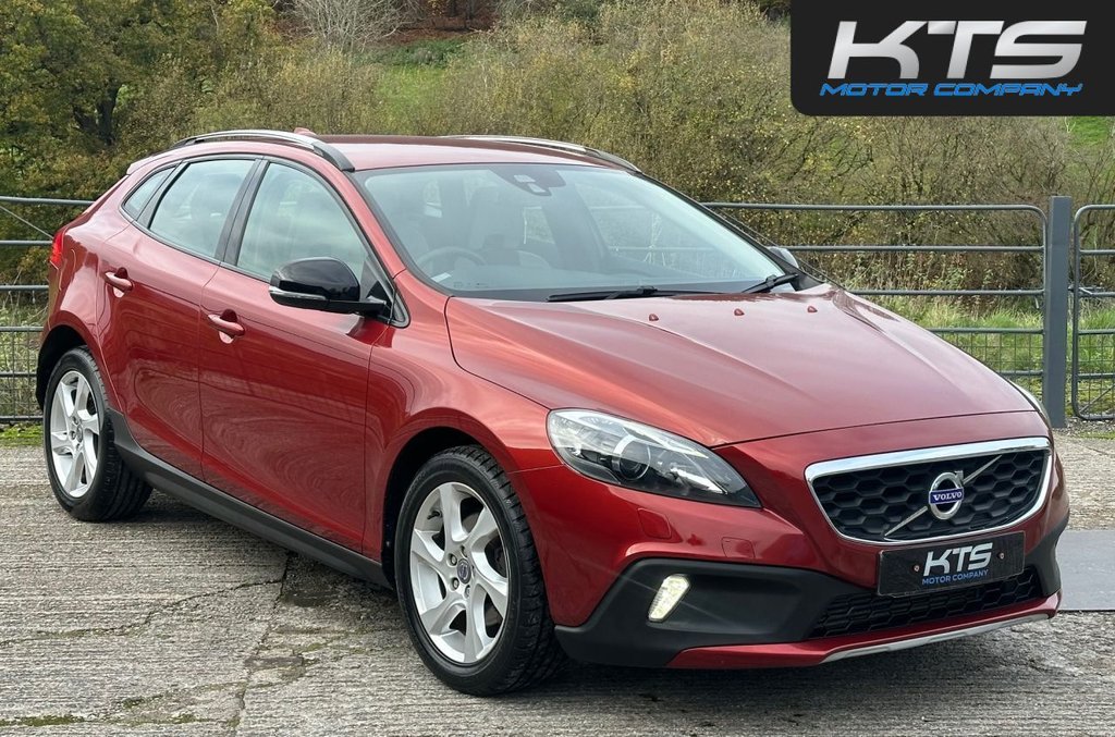 Used Volvo V40 2014 for sale - 76900294: Photo 4