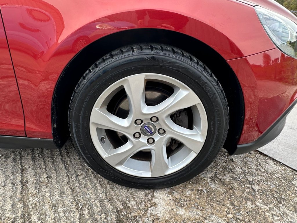 Used Volvo V40 2014 for sale - 76900294: Photo 41