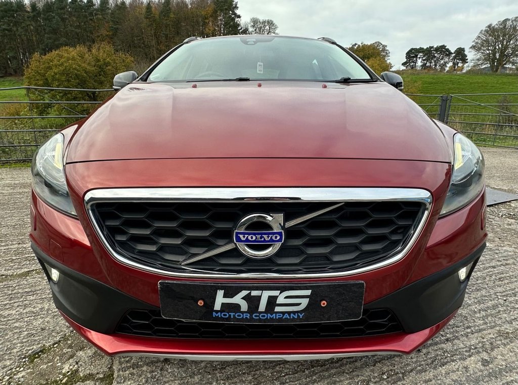 Used Volvo V40 2014 for sale - 76900294: Photo 6