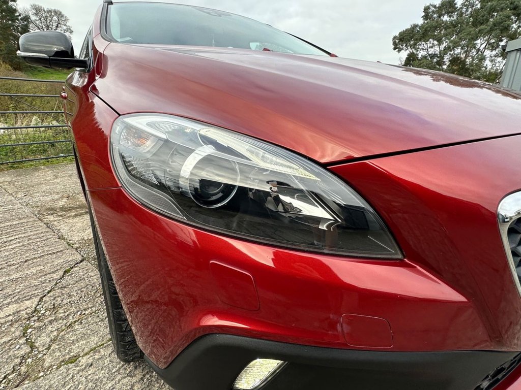 Used Volvo V40 2014 for sale - 76900294: Photo 7