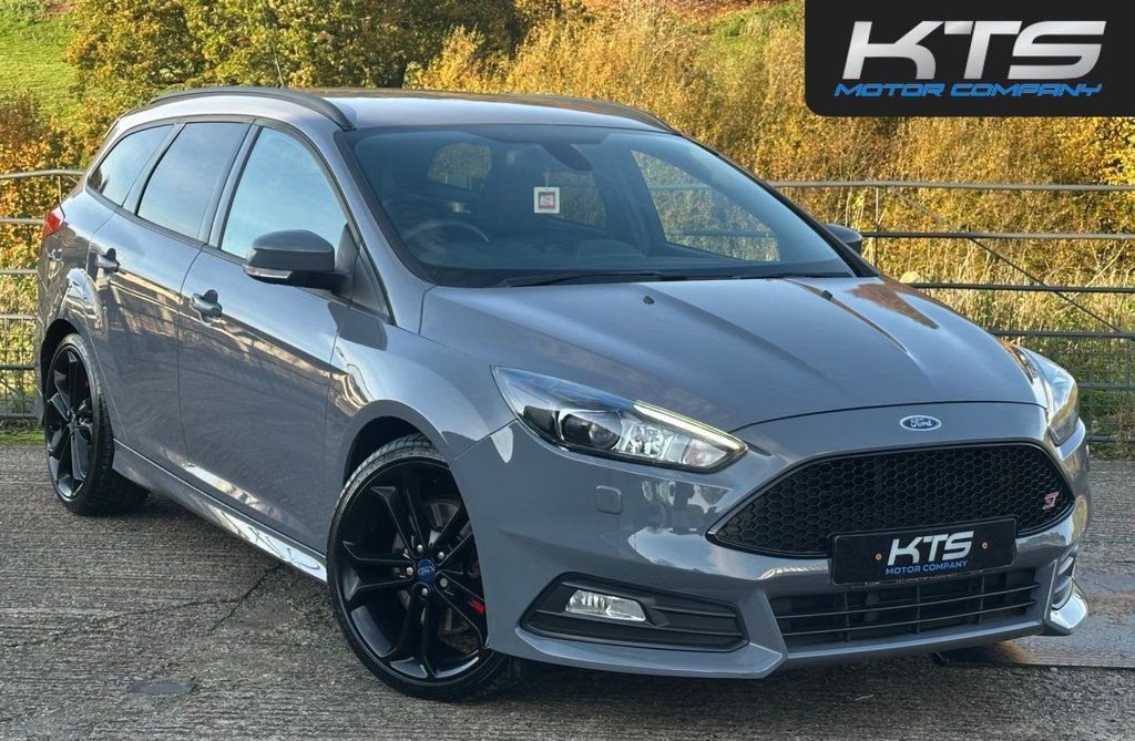 Used Ford Focus 2017 for sale - 76569949: Photo 1