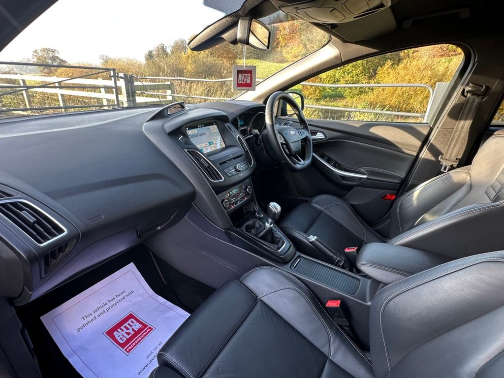 Used Ford Focus 2017 for sale - 76569949: Photo 17