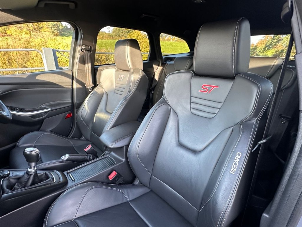 Used Ford Focus 2017 for sale - 76569949: Photo 19