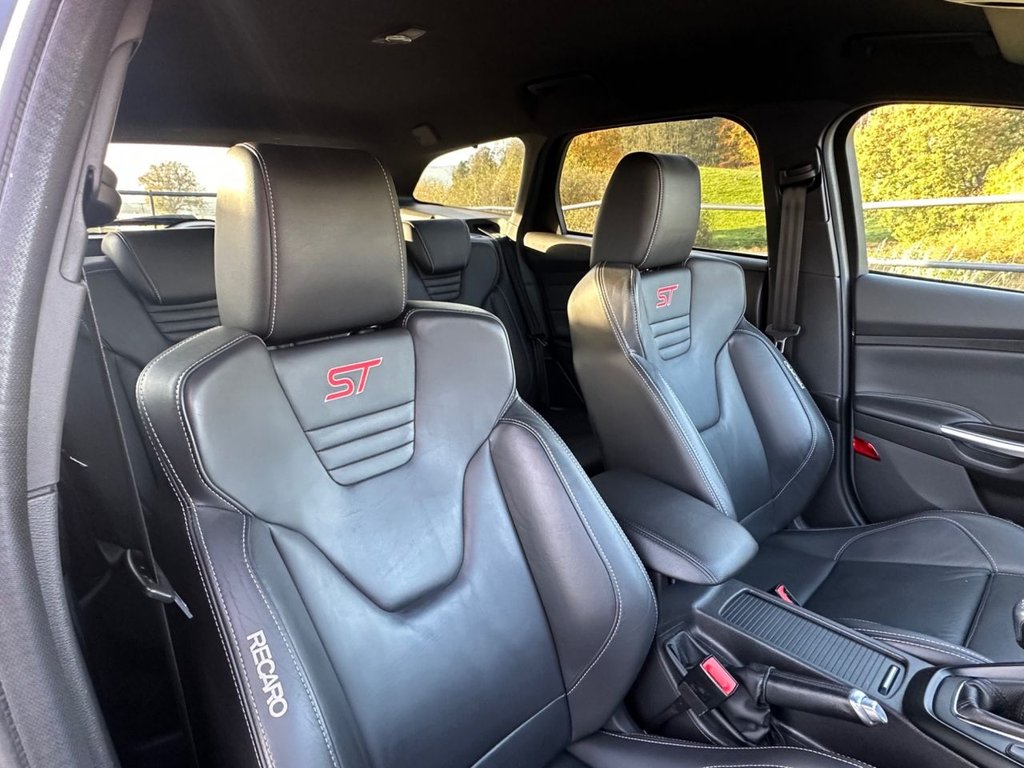 Used Ford Focus 2017 for sale - 76569949: Photo 24