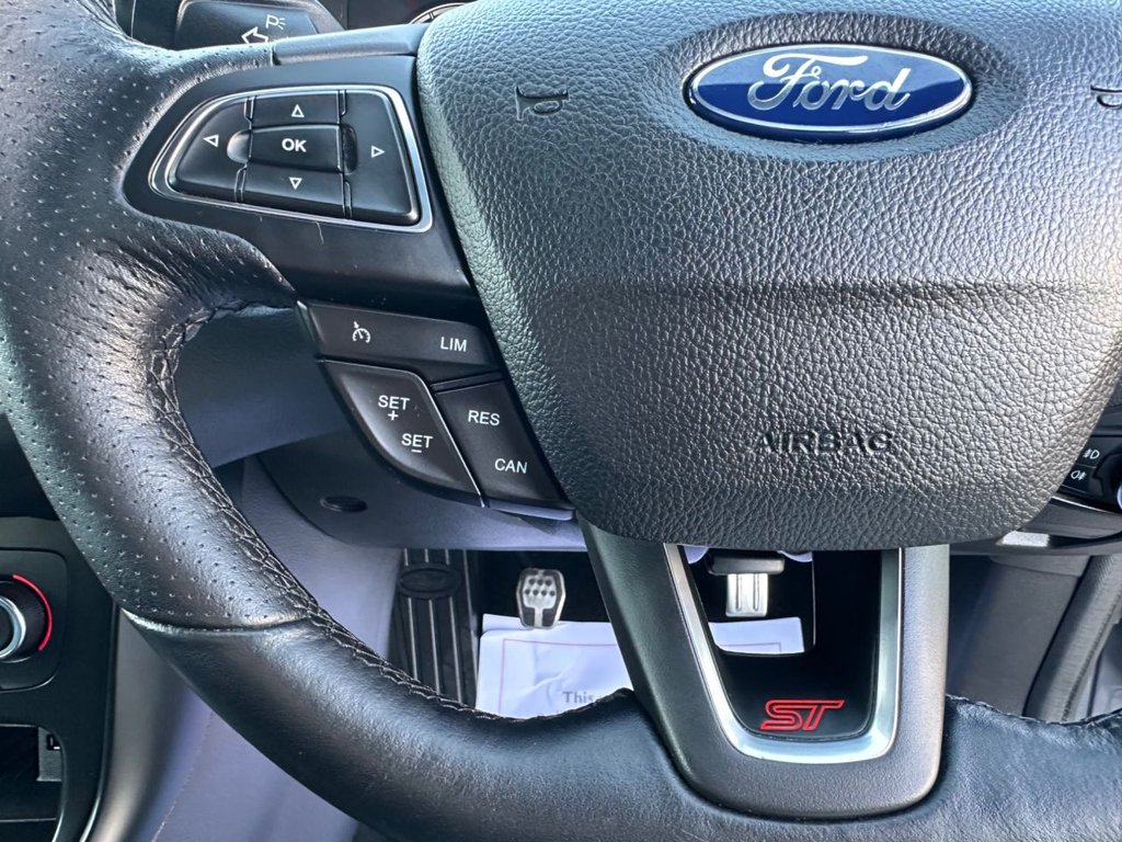 Used Ford Focus 2017 for sale - 76569949: Photo 34